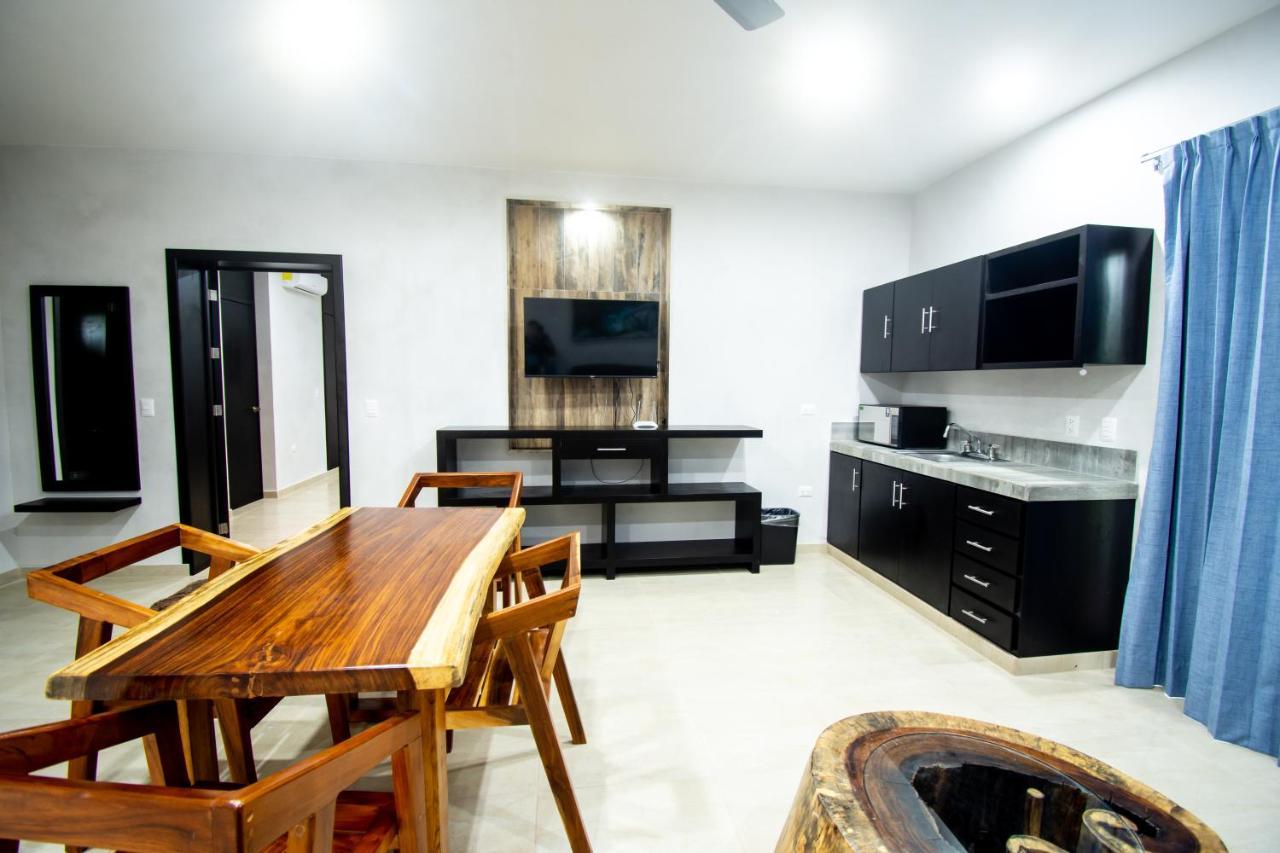 Hotel Casa Tortuga Tulum - Cenotes Park Inclusive Экстерьер фото A typical apartment at the hotel