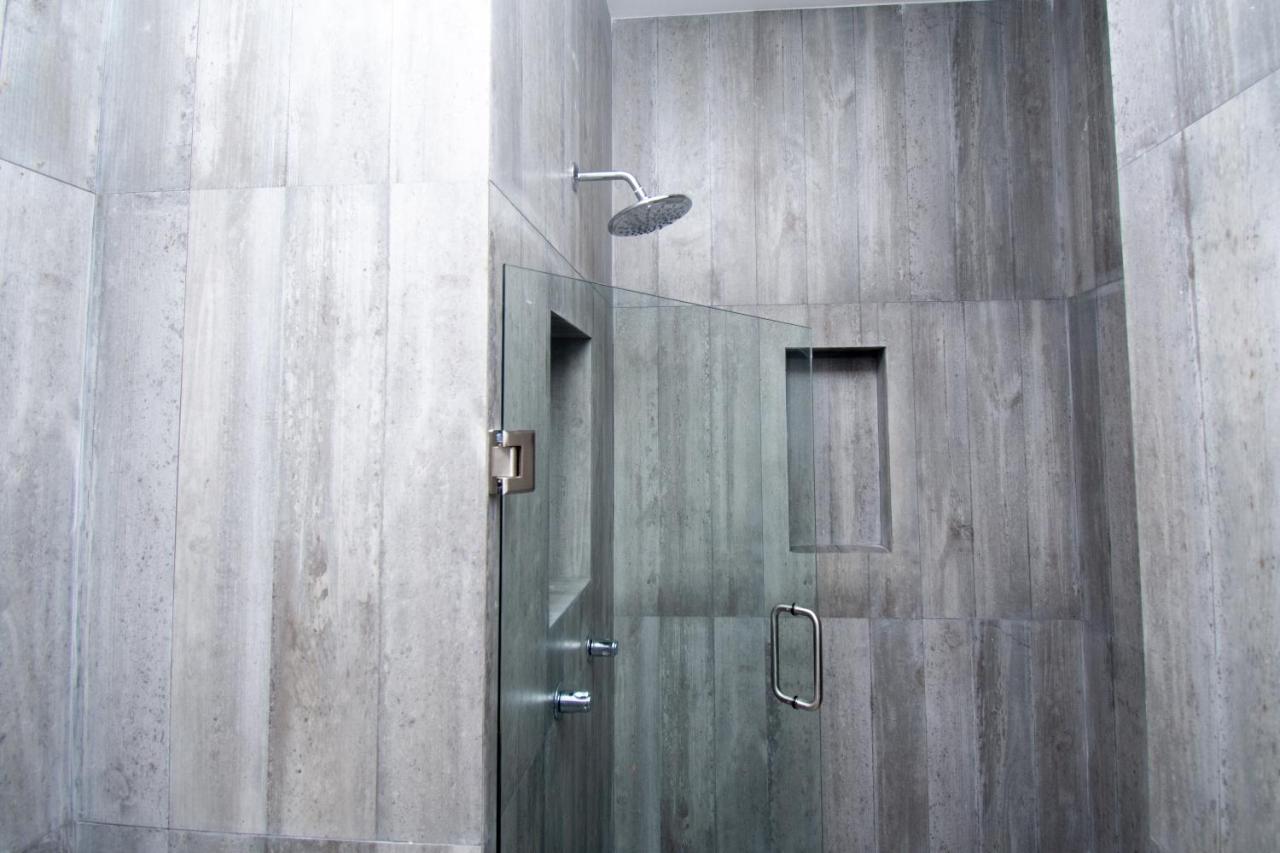 Hotel Casa Tortuga Tulum - Cenotes Park Inclusive Экстерьер фото A shower with a fixed shower head