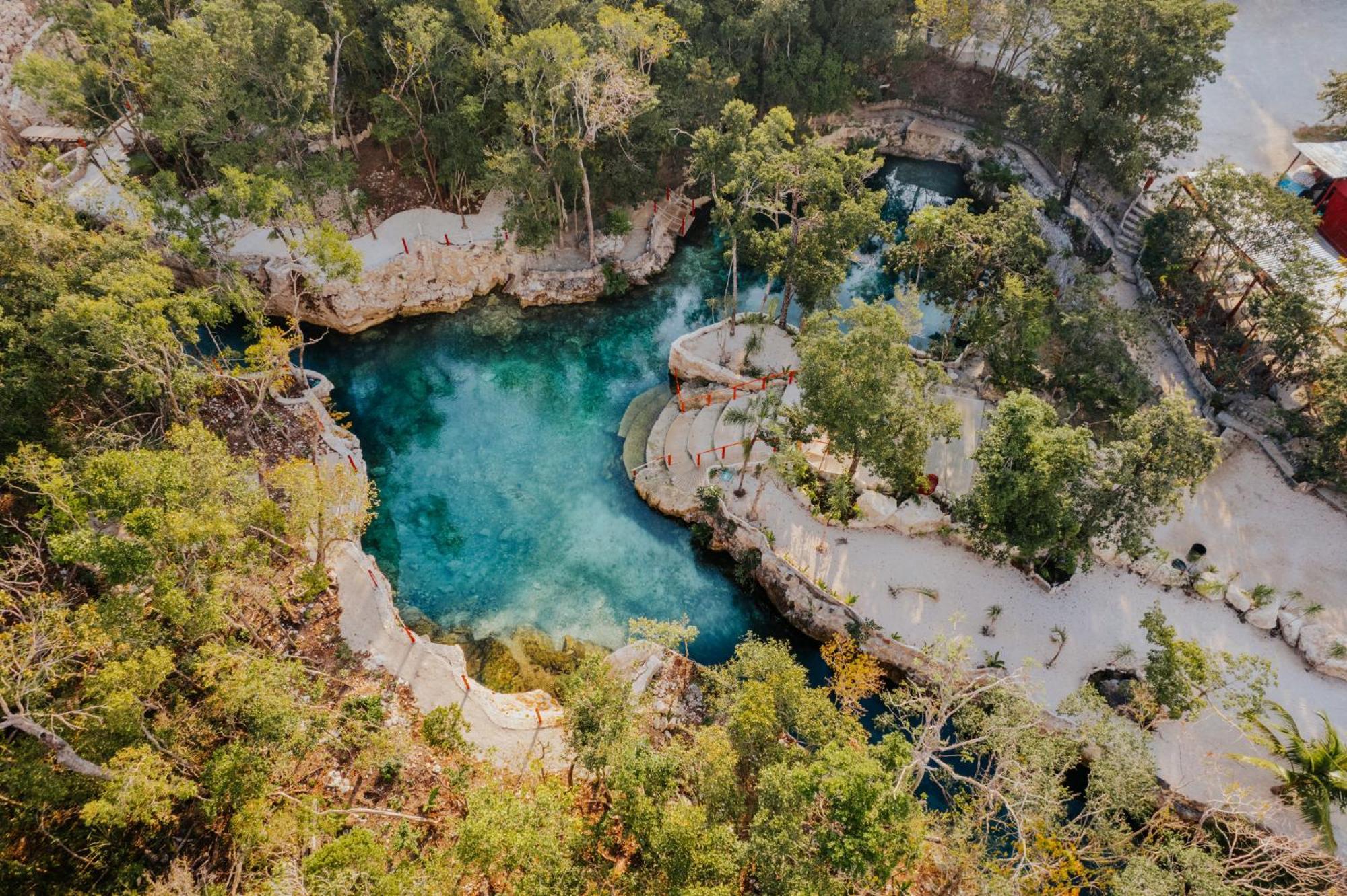 Hotel Casa Tortuga Tulum - Cenotes Park Inclusive Экстерьер фото Aerial view of the Blue Lagoon