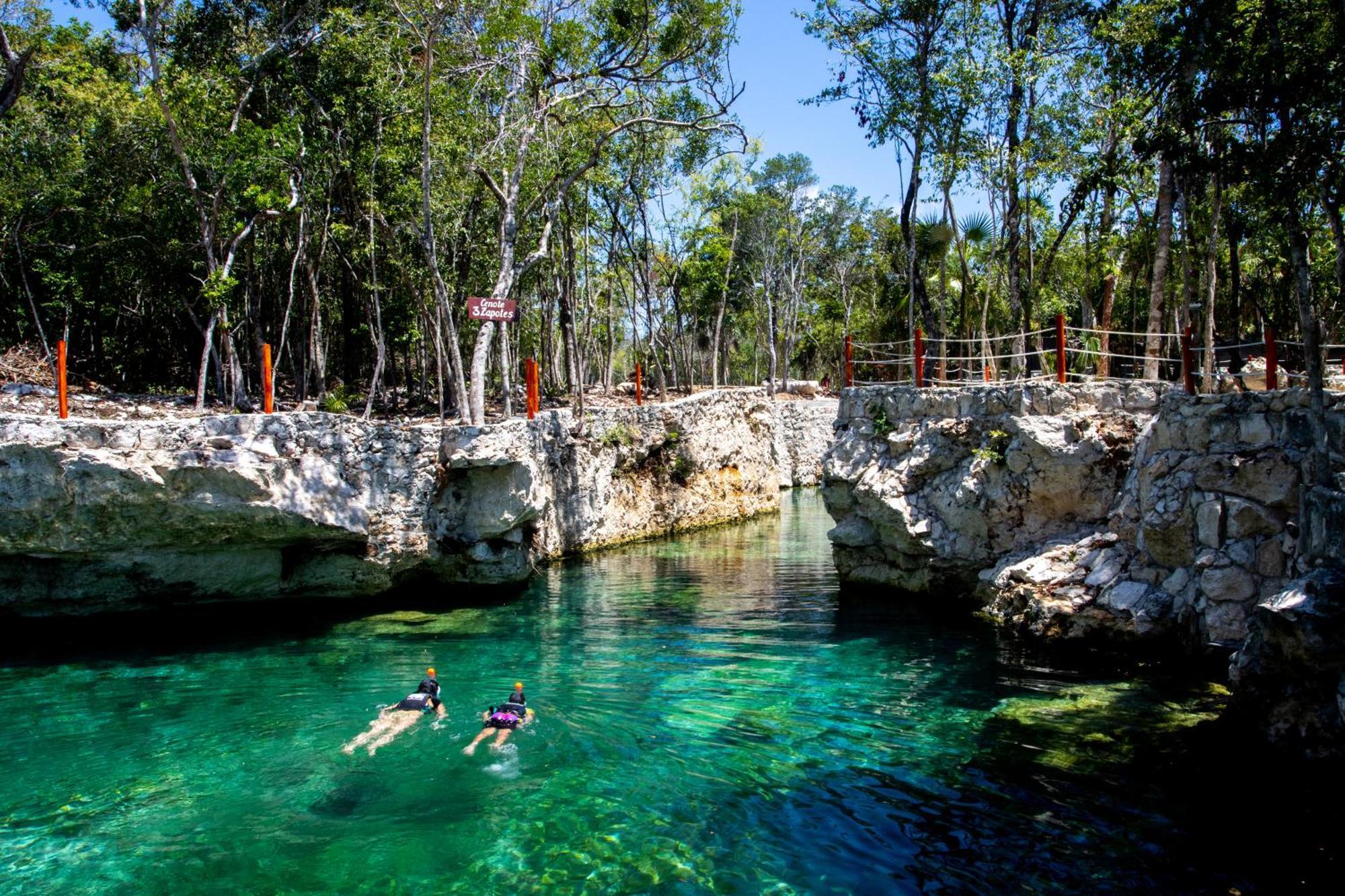 Hotel Casa Tortuga Tulum - Cenotes Park Inclusive Экстерьер фото Cenote in Quintana Roo, Mexico
